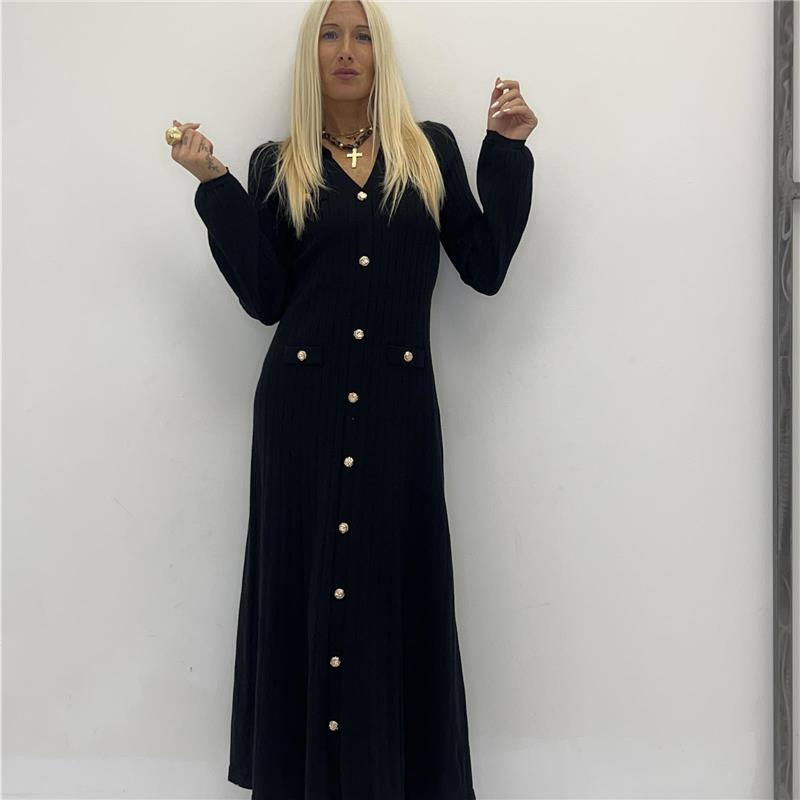 abito lungo con bottoni decorativi incanto